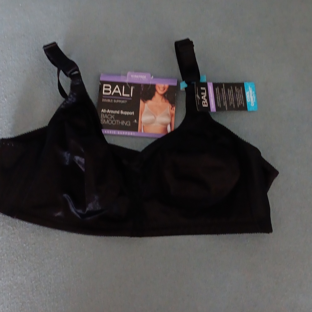 Classic Support By Bali Black Comfort Wirefree Bra Size 42C Cool Comfort Fabric